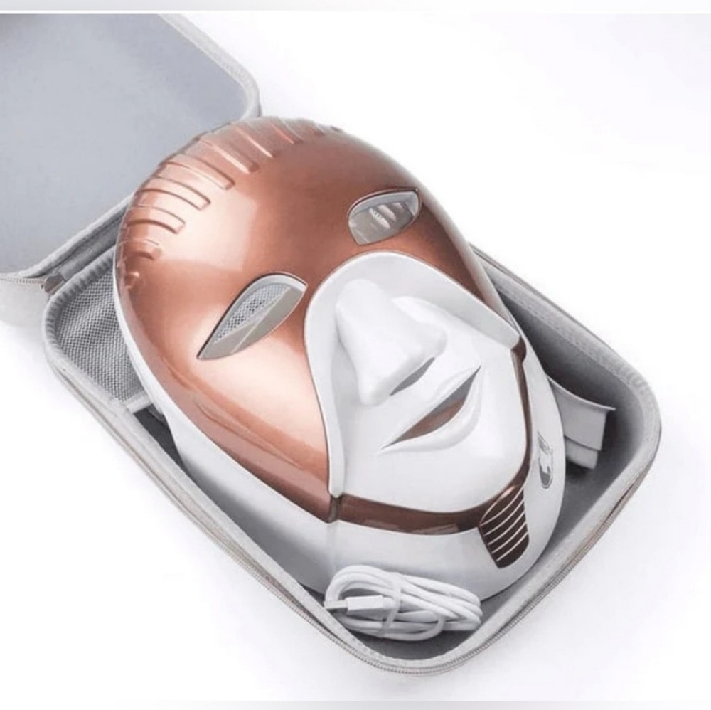 Cleopatra LED Light Therapy Mask with USB-C